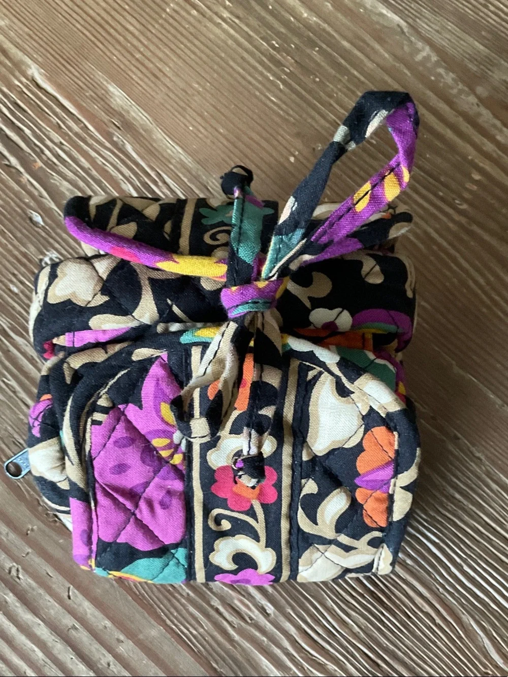 Vera Bradley Suzani Black Multi Quilted Cosmetic/jewelry Pouch with Floral Tie